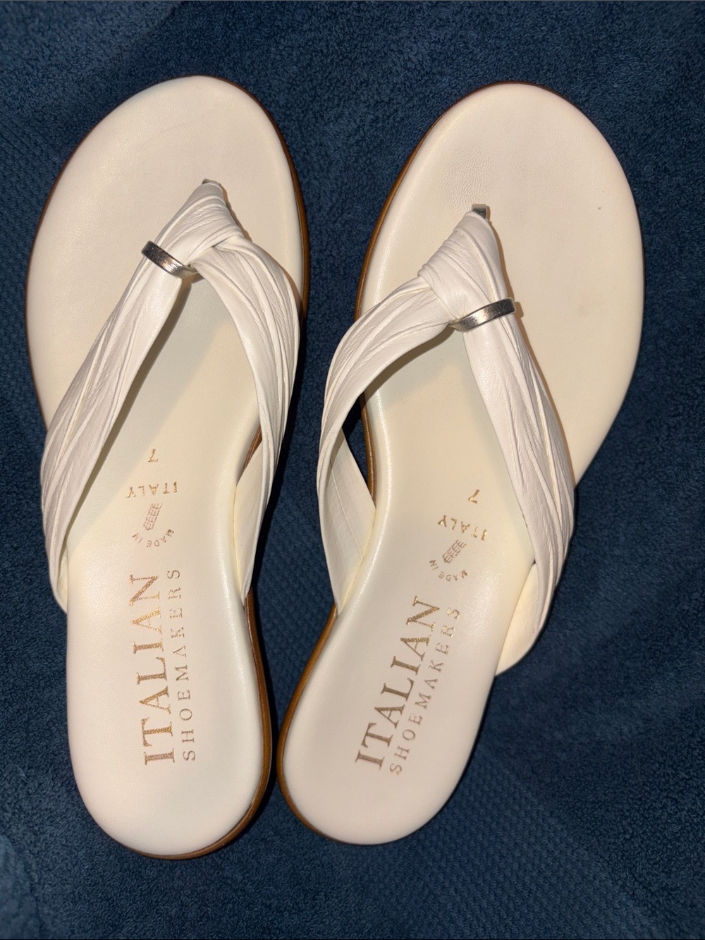 Italian Shoemakers Cream Twisted-Strap Slide Sandals